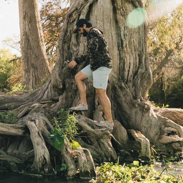 Howler Brothers Horizon Hybrid Shorts - 7.5" Pool Blue Image 07